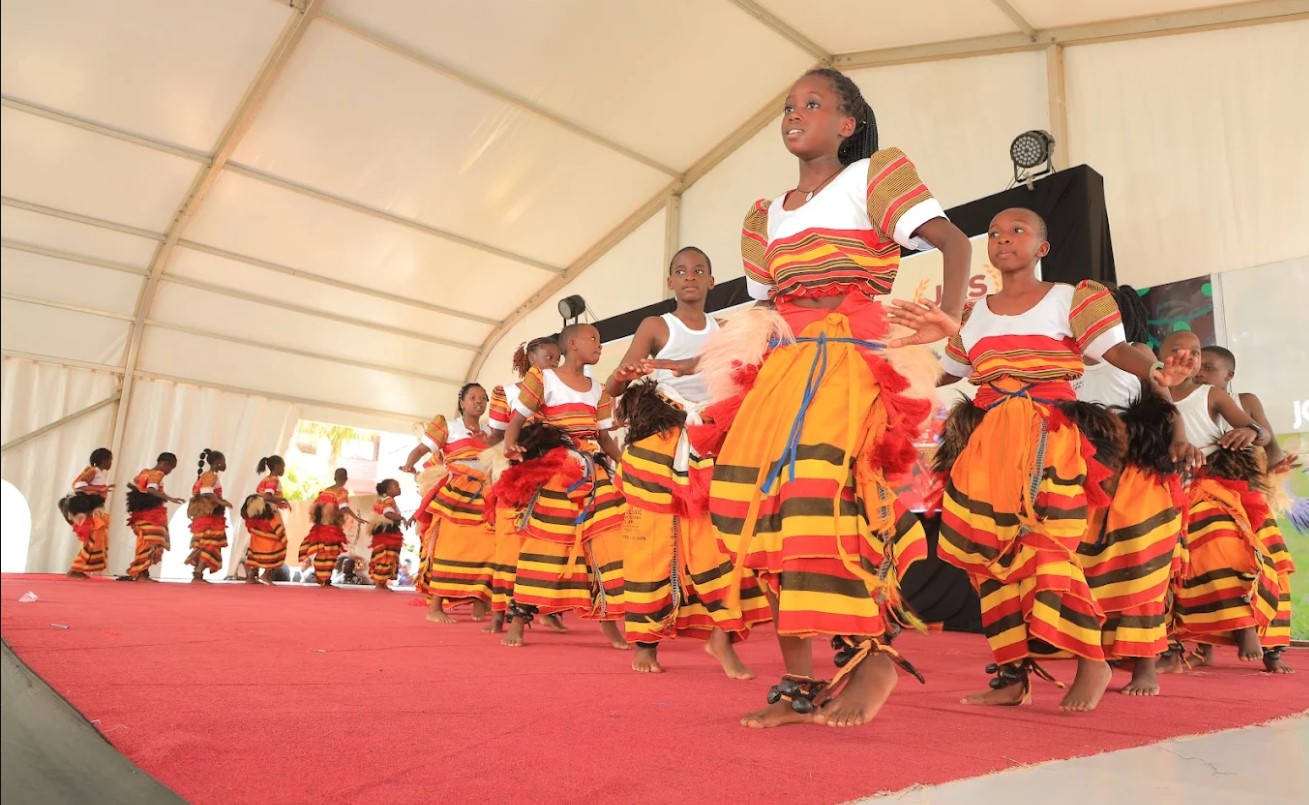 Placeholder: Main about image (600x600)